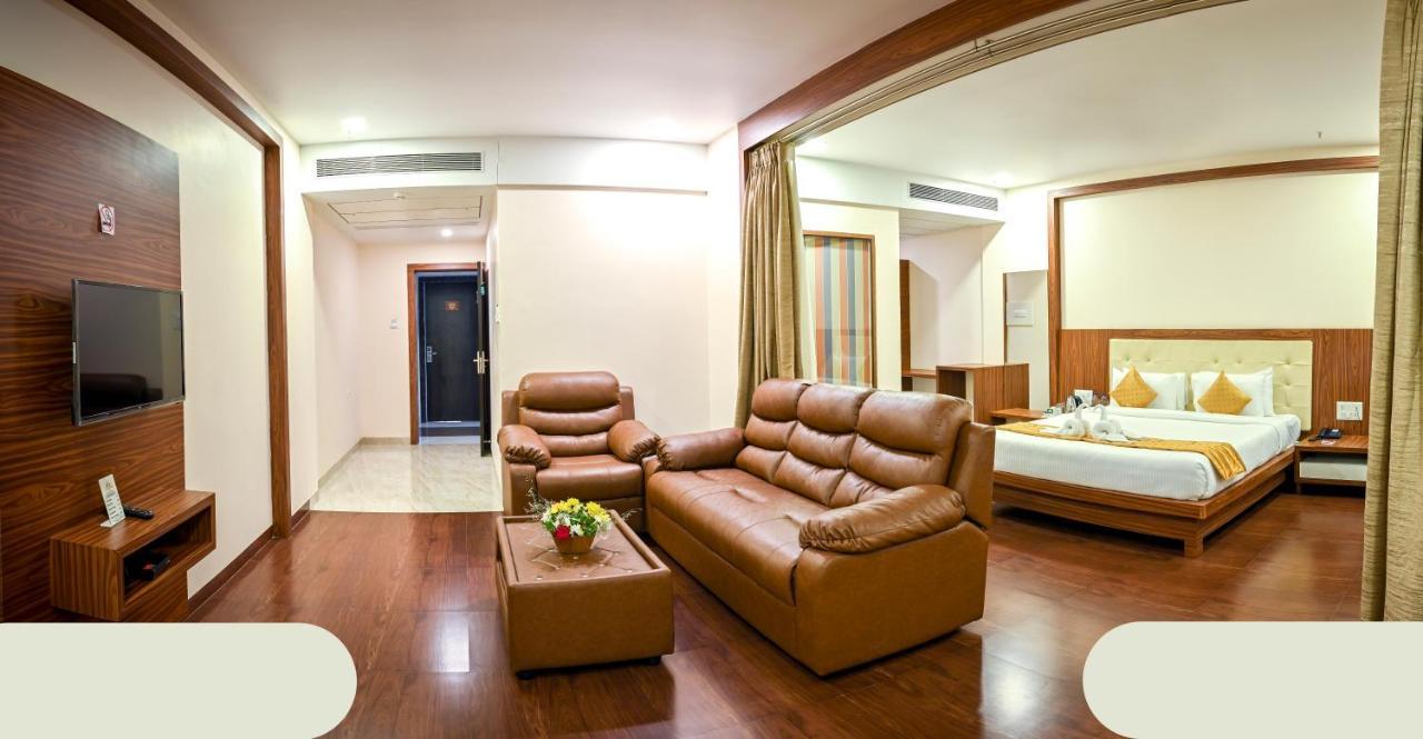 Hotel Laxmi Empire GOA Esterno foto
