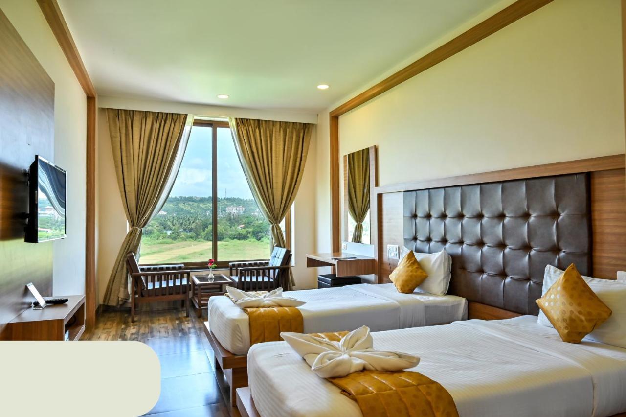 Hotel Laxmi Empire GOA Esterno foto