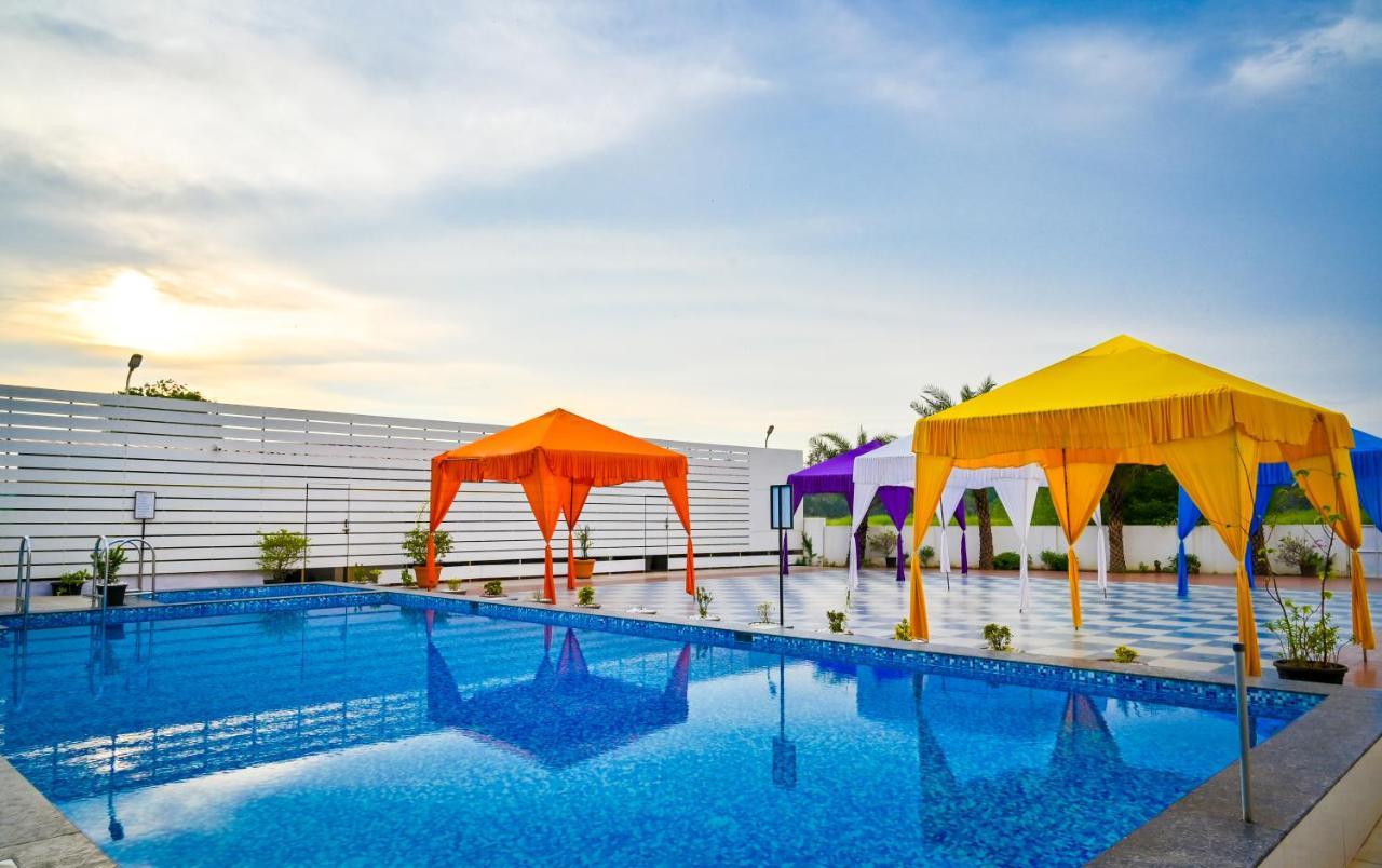 Hotel Laxmi Empire GOA Esterno foto