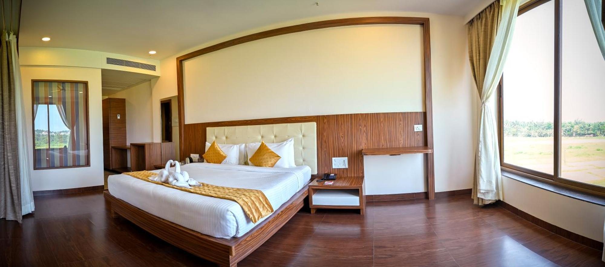 Hotel Laxmi Empire GOA Esterno foto